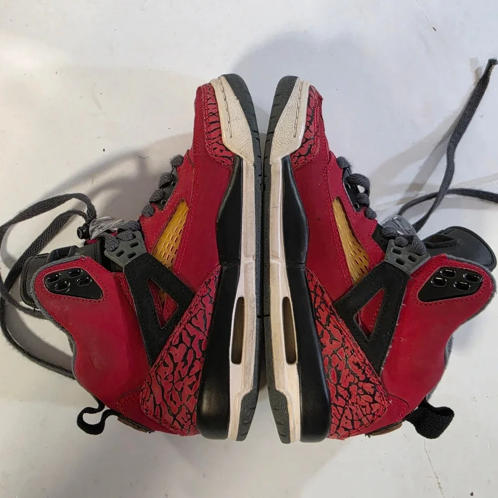 Jordan Spizike Gym Red Black Grey Sneakers 317321-601 Kids Size 3.5Y